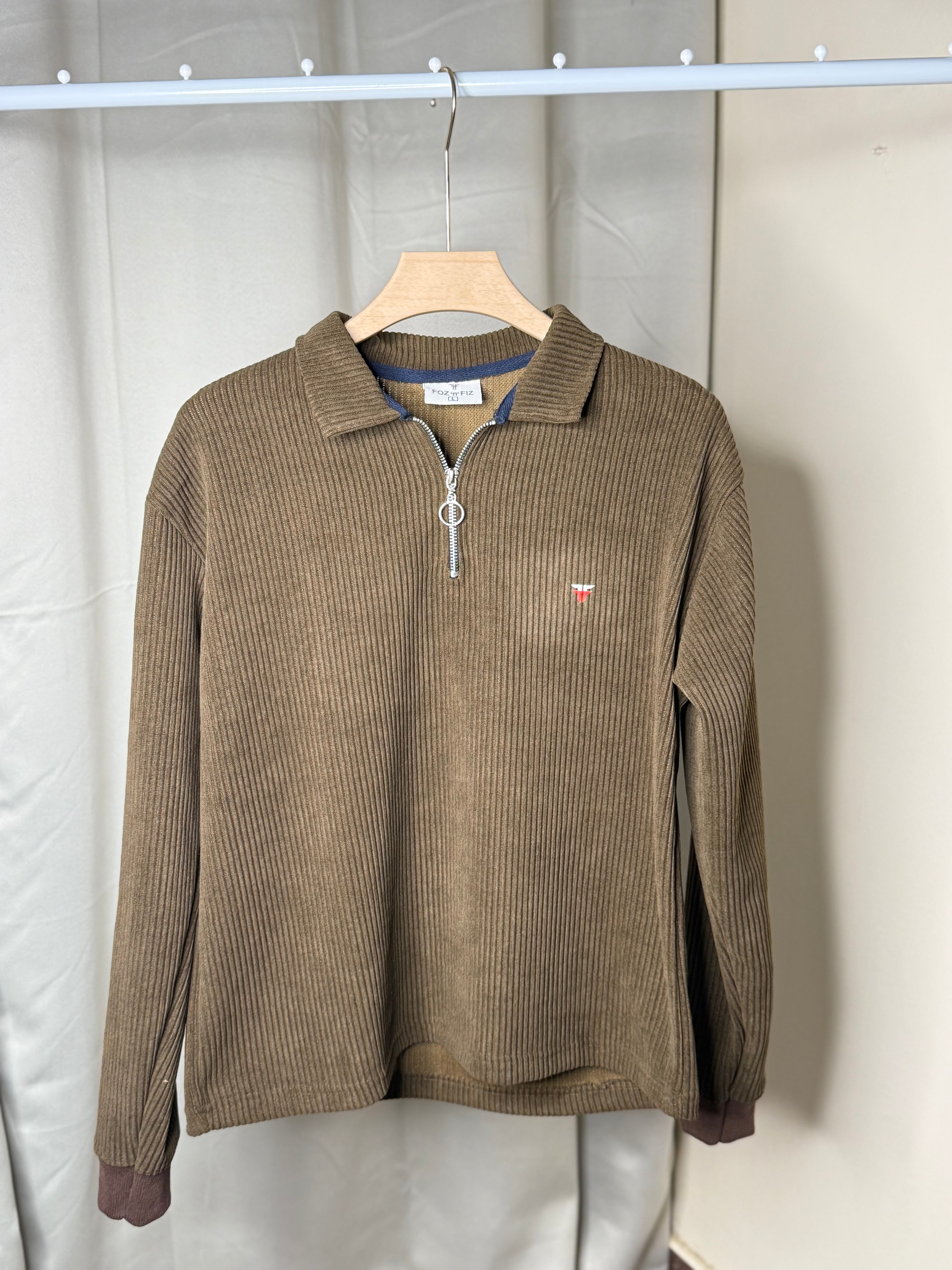 corduroy brown color tshirt