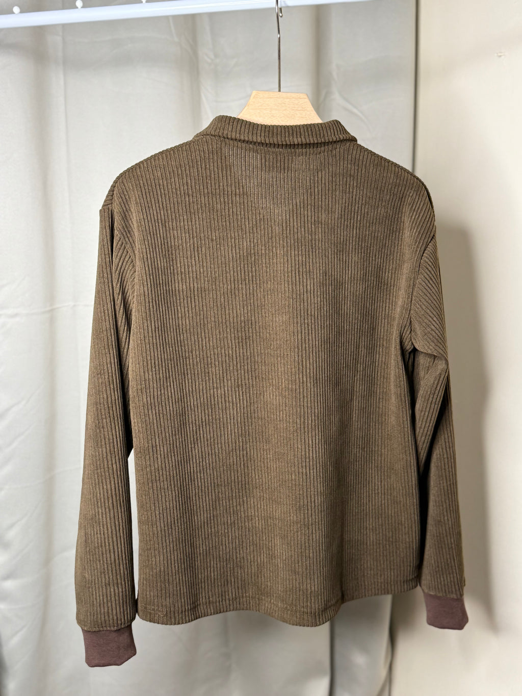 corduroy brown color tshirt